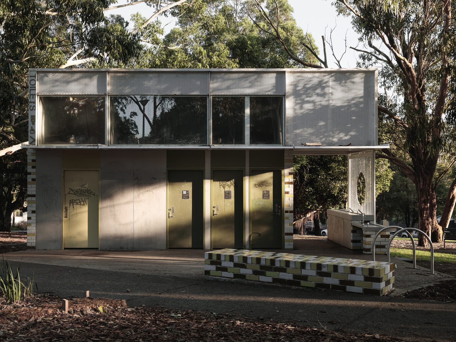 Camperdown Memorial, architecture photography by ROMEO.archi, Camperdown NSW