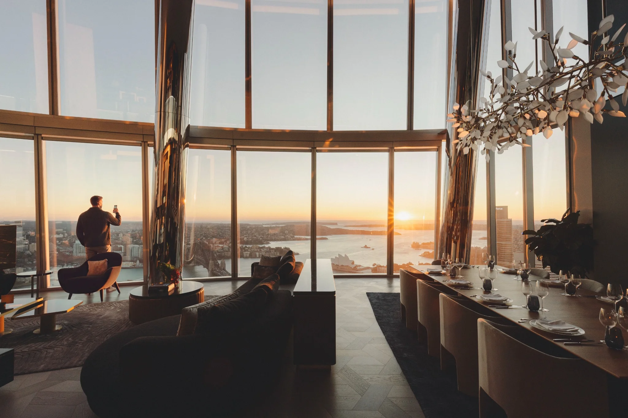 Crown Penthouse overlooking Sydney Harbour