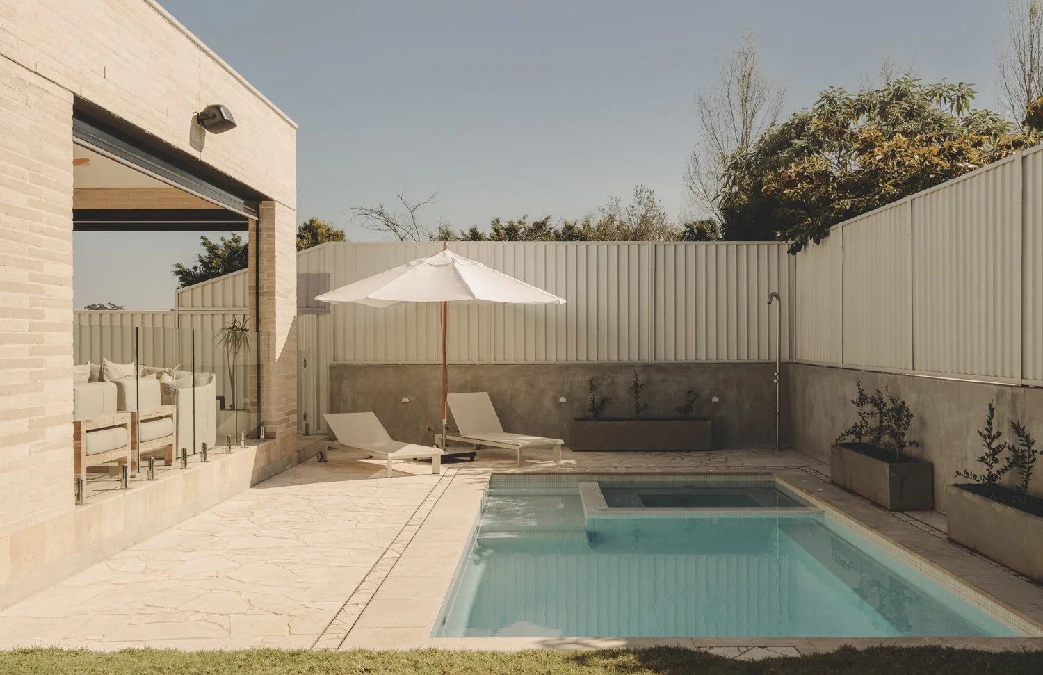 Alanas Project · architecture photography by Jason Romeo · view 12