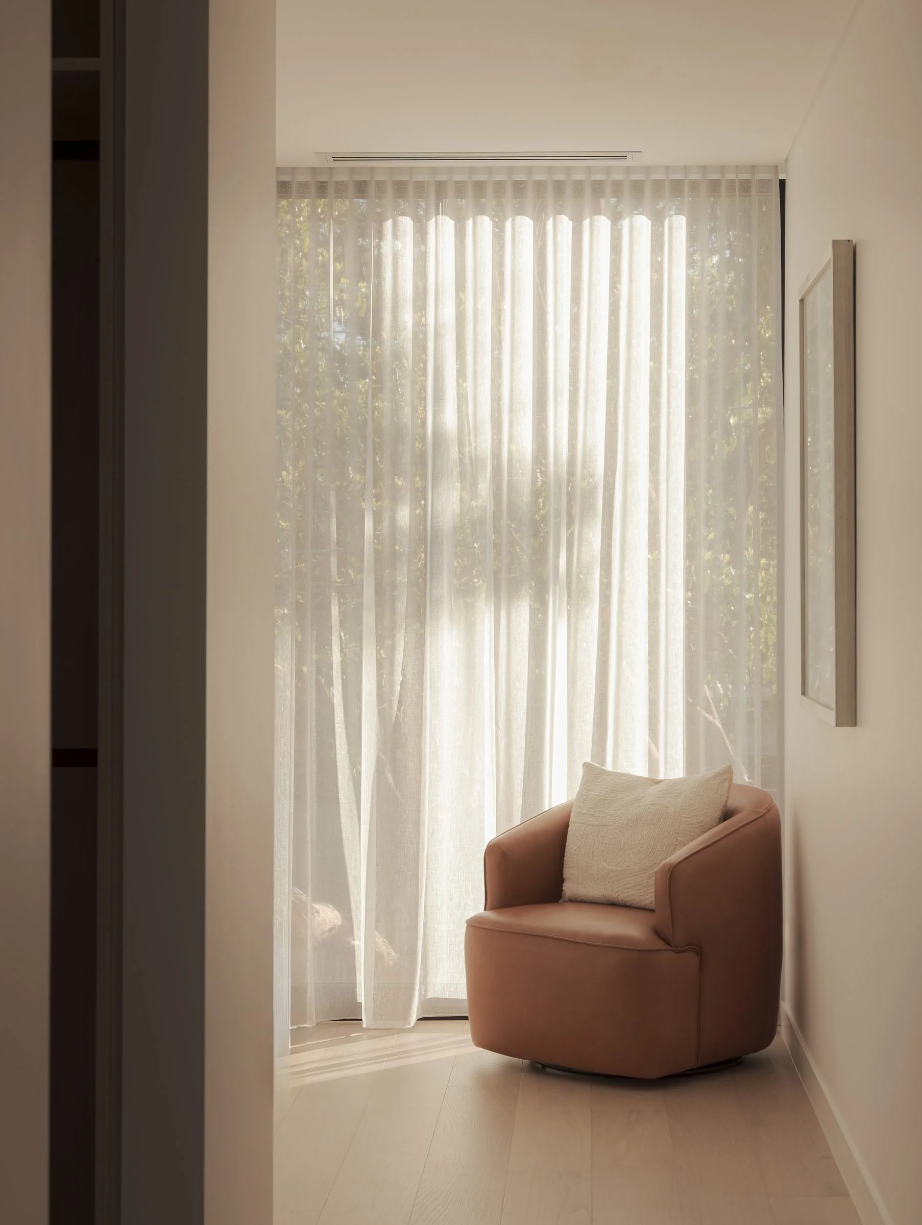 The Byrne Residence · architecture photography by Jason Romeo · view 5
