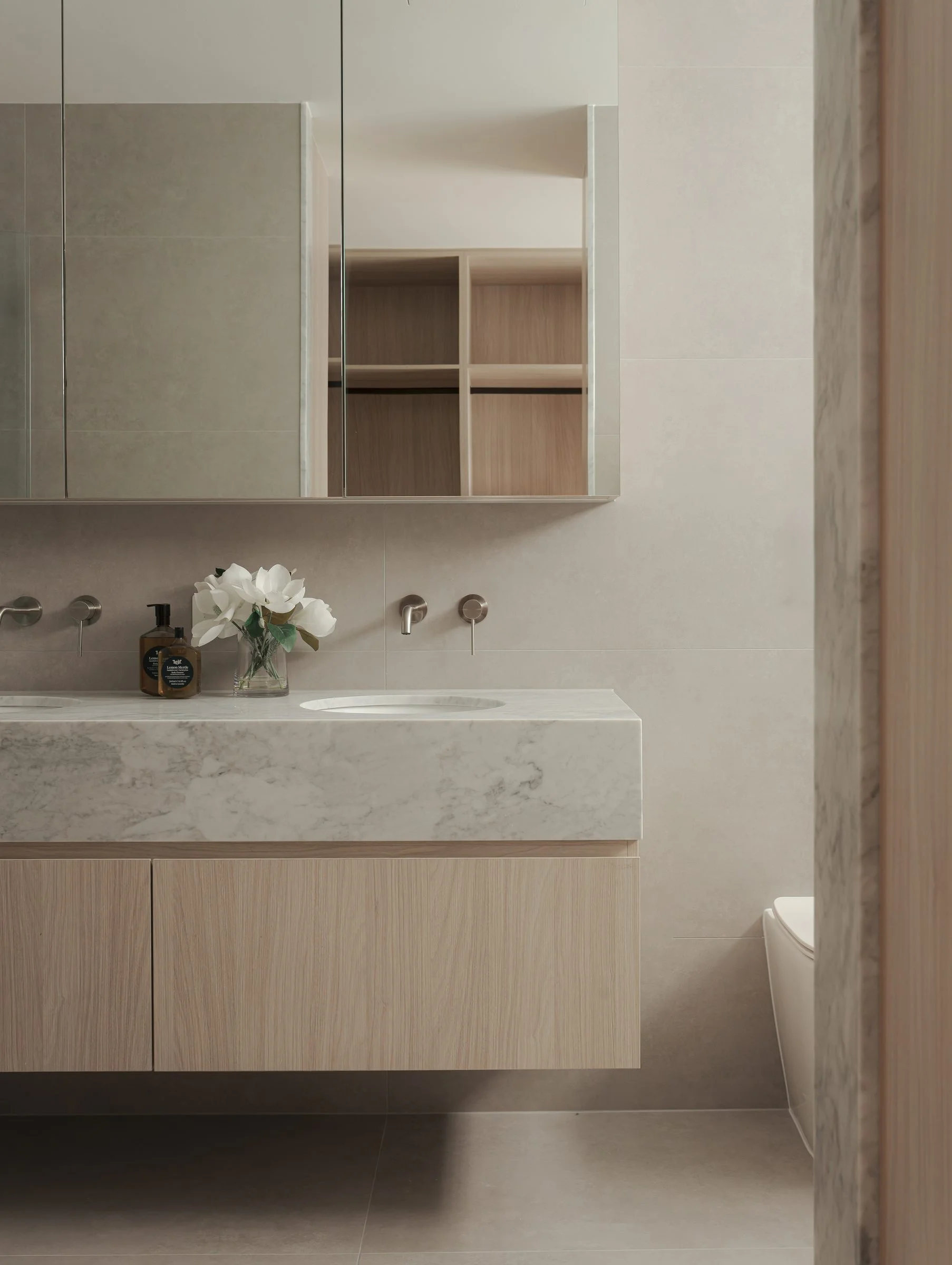 The Byrne Residence · architecture photography by Jason Romeo · view 7
