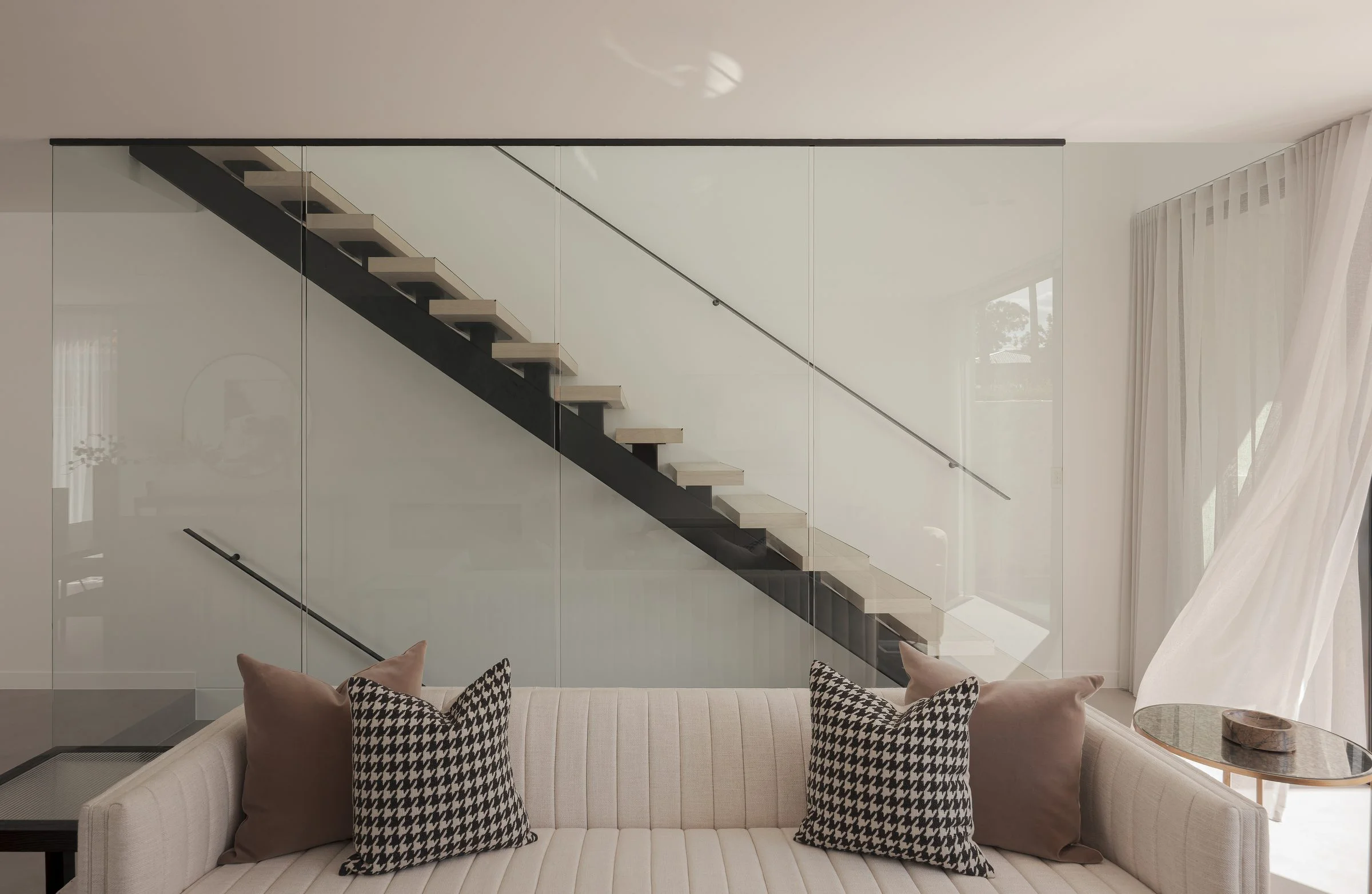 The Byrne Residence · architecture photography by Jason Romeo · view 10