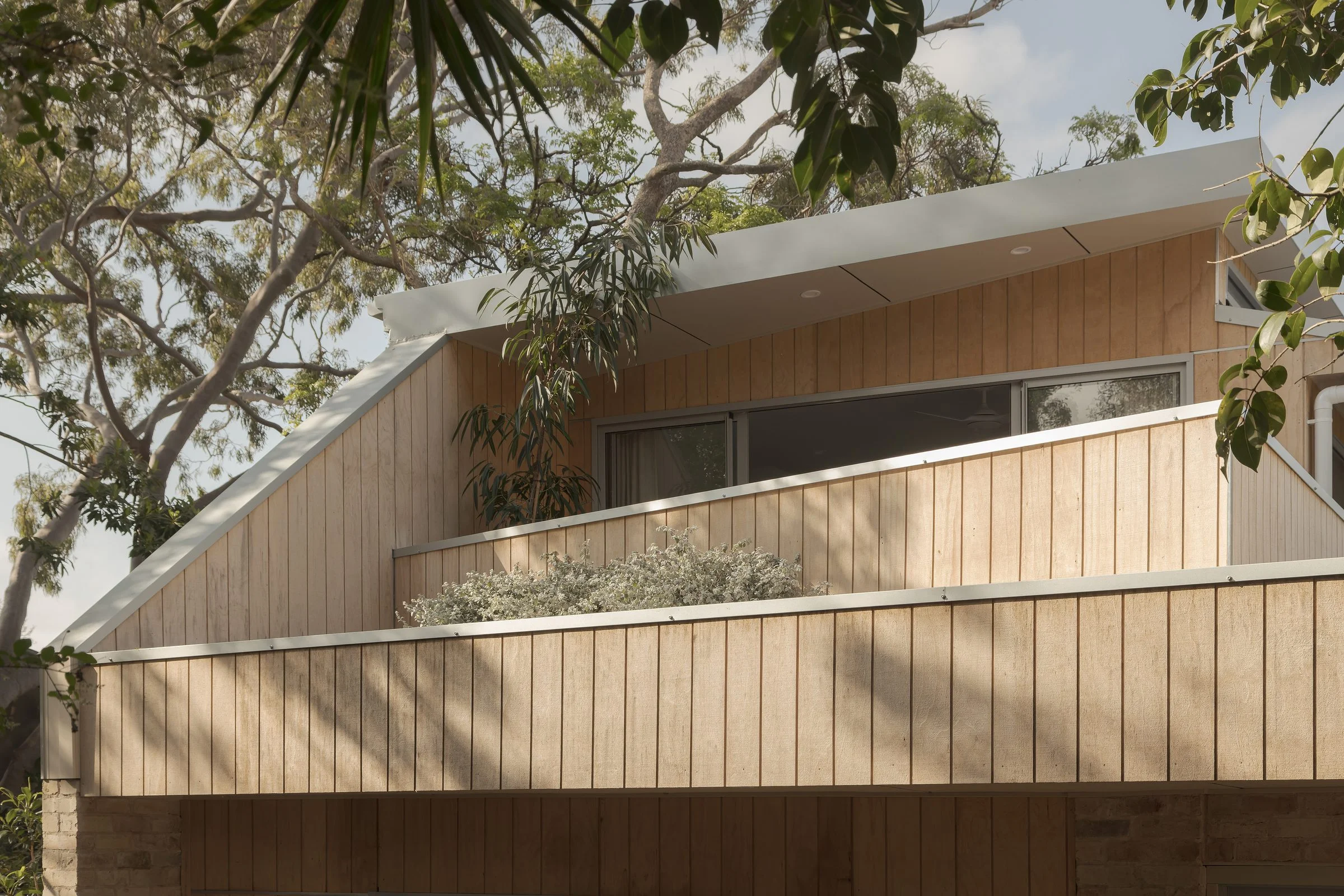 Hampden House · architecture photography by Jason Romeo · view 2