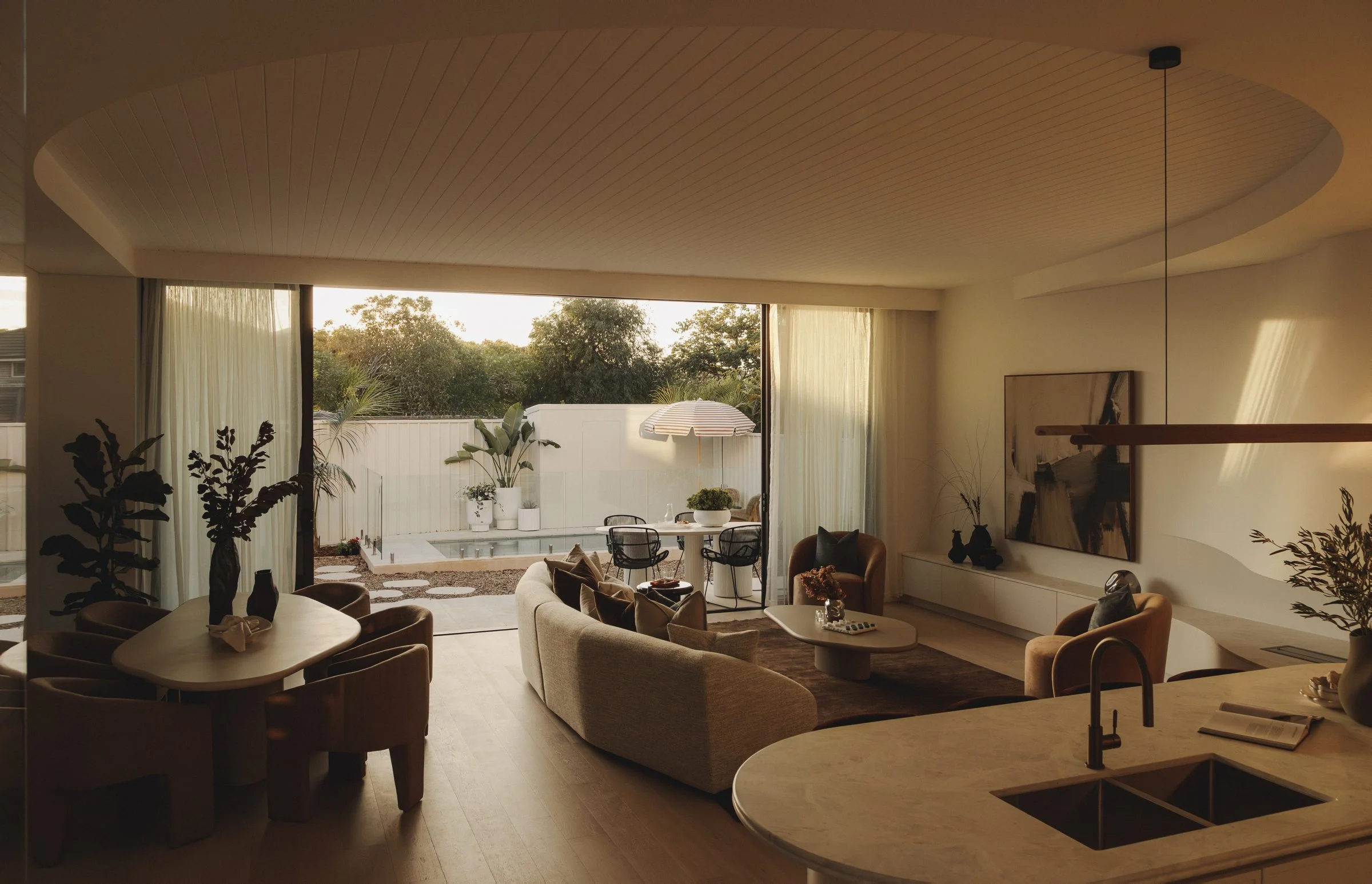 The Menin Residences · architecture photography by Jason Romeo · view 23