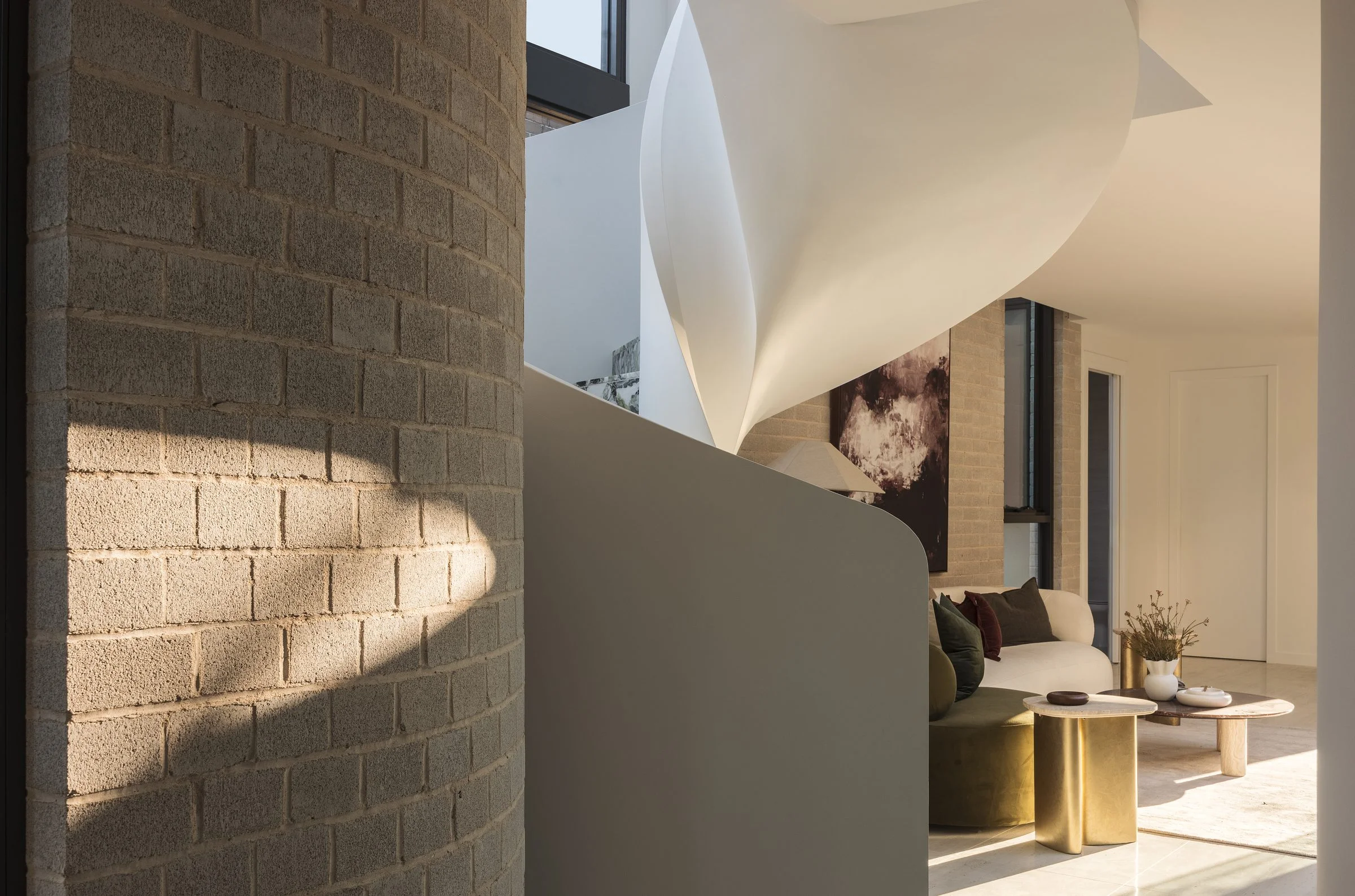 Surrey House · architecture photography by Jason Romeo · view 7