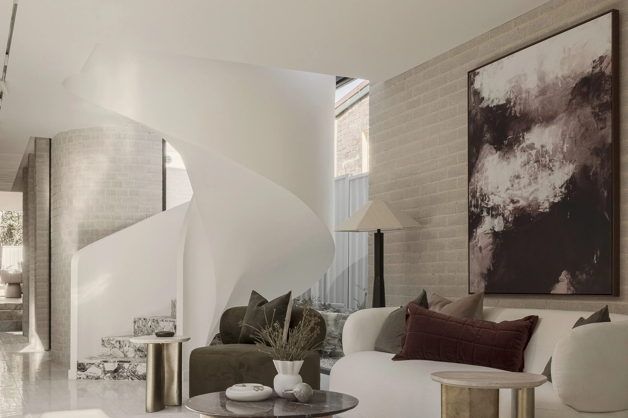 Surrey House · architecture photography by Jason Romeo · view 9